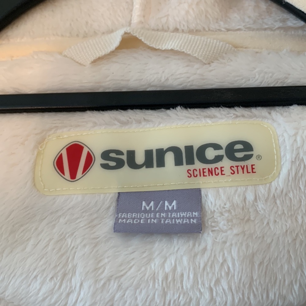 Sunice, fleece hooded zip up jacket, size medium, EUC - Picture 5 of 7